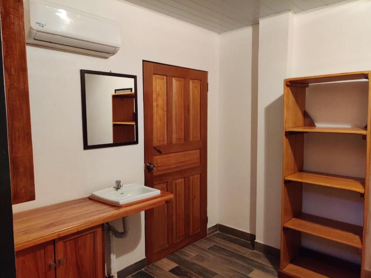 Cabinas Pura Vida B&B Tour Operator Драке Экстерьер фото